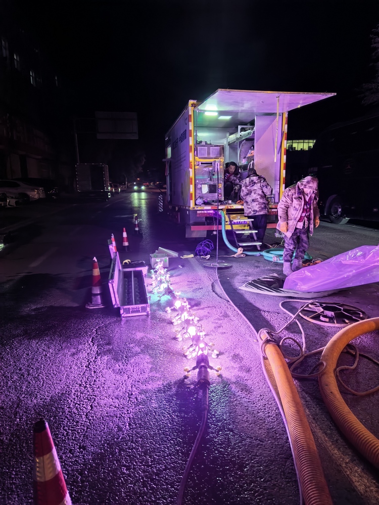 郊区管道非开挖修复